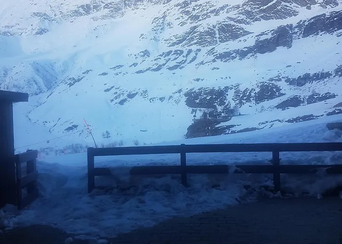 Apartment With Terrace Overlooking The Slope *